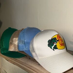 Bass Pro Shops Trucker Hat Lot (4) – White, Light Blue, Brown & Green – Used